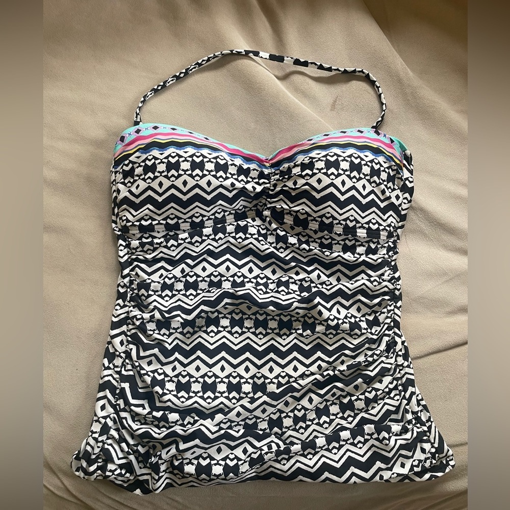 La Blanca swim top size 6